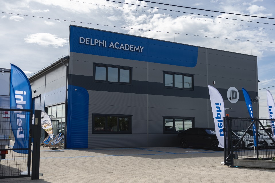 budynek-delphi-academy-w-falentach-pod-warszawą