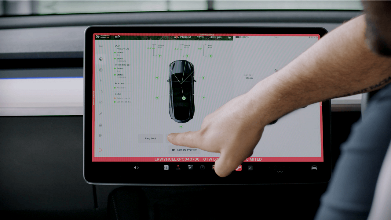 Jak sprawdzić rozstaw kamer w TESLA